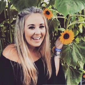 Meet your Posher, Kaily